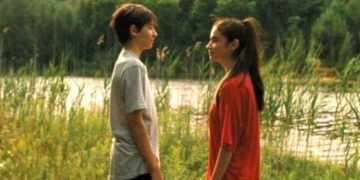 Falcon Lake: Una delicata esplorazione della giovinezza